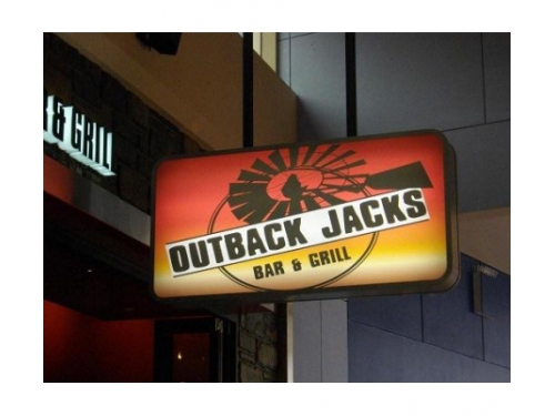 Hộp đèn outback jacks